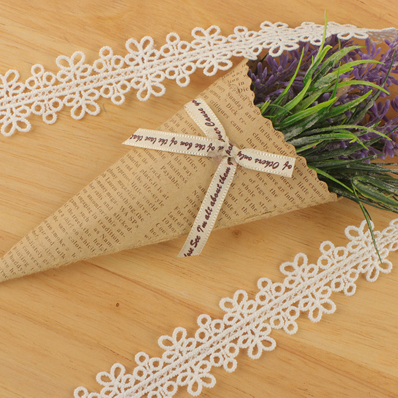 5Y Thêu Đen Trắng Lụa Sữa Hòa  - đánh giá và giá Embroidery Web