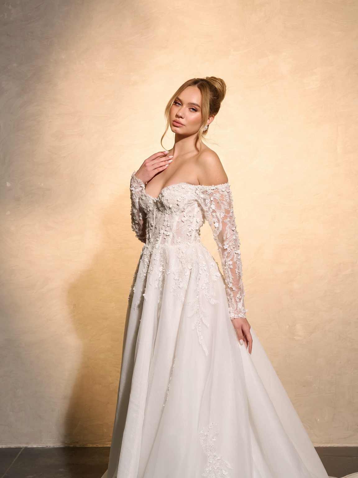 Elegant Wedding Dress A-Line L - đánh giá và giá Embroidery Online Design