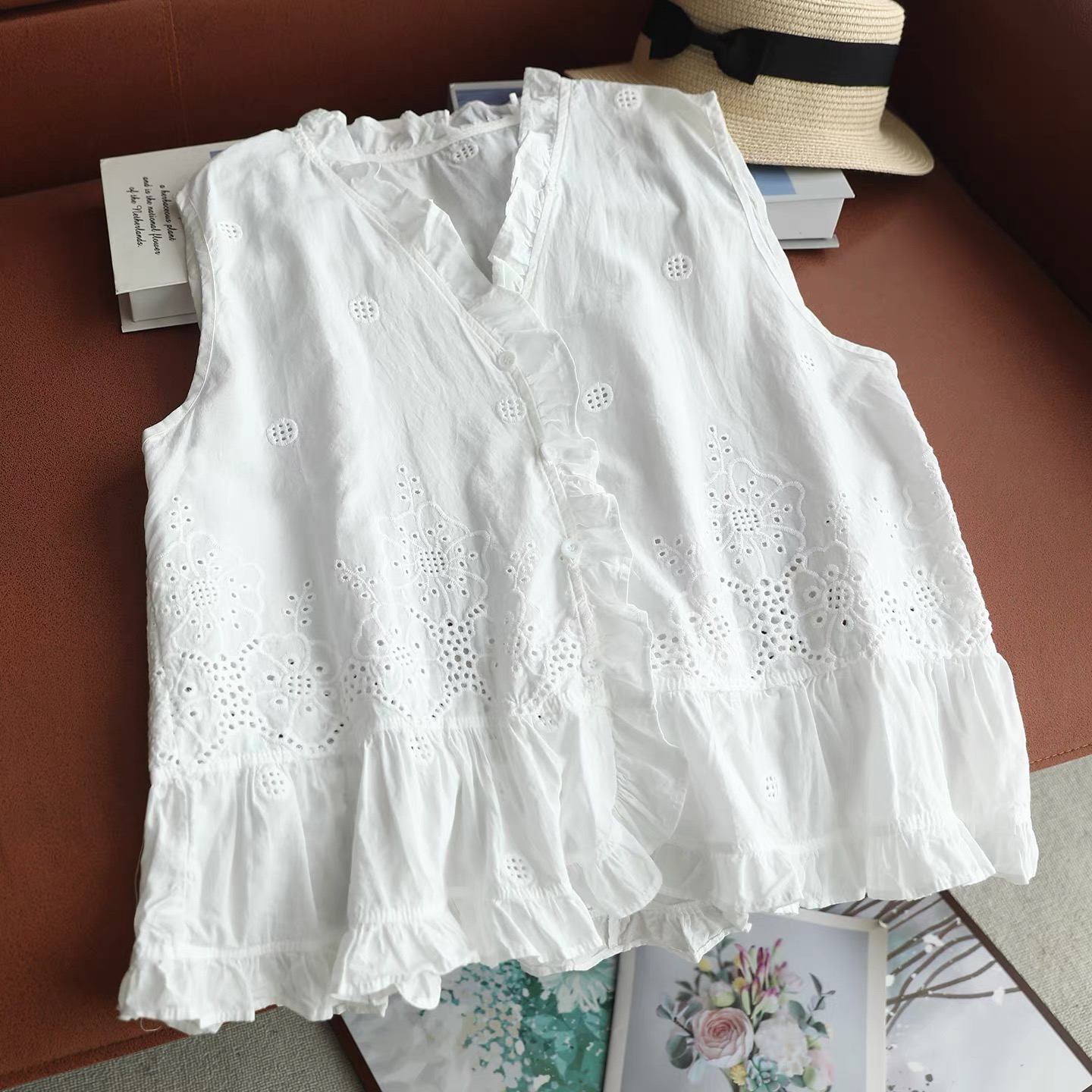 Women Sleeveless Vest Top Ruff - đánh giá và giá Embroidery Eyelet